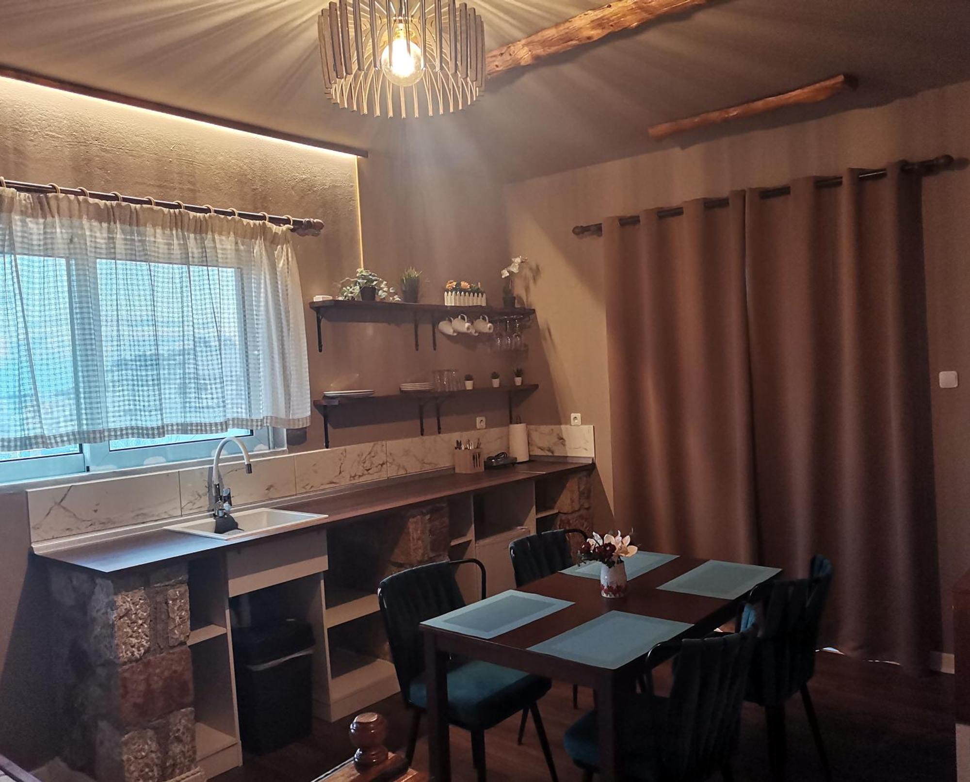 Ataviros Hotel Émbonas Eksteriør billede